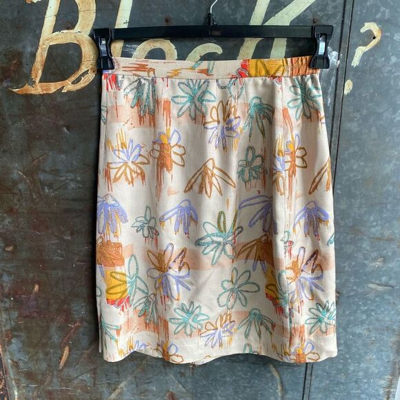 Donna Morgan Silk Multicolor Floral Pencil Lined Skirt, Size 6 - Picture 5 of 10